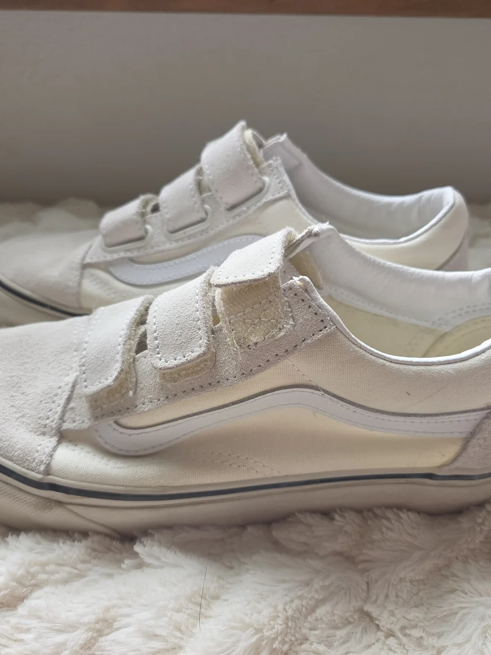 Vans Old Skool V Suede Velcro Shoe